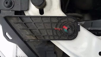 陆风新车大灯线未接，车主质疑车辆被私自维修，经销商推责引发争议